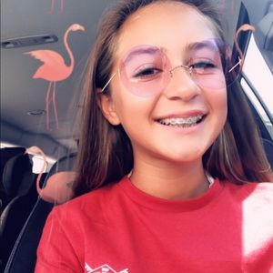 Meet your Posher, Sonia